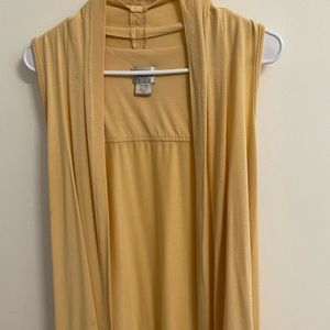 Chico s Cárdigan  sweater woman , color honeysuckle yellow Size 2